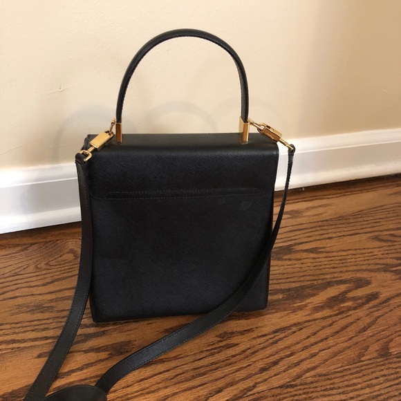 Authentic Salvatore Ferragamo shoulder handbag - Picture 6 of 7